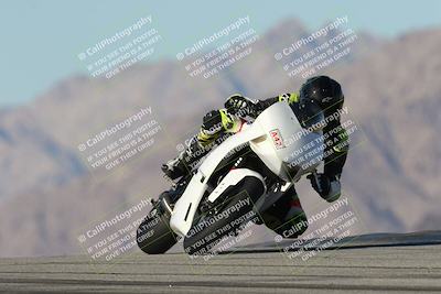 media/Dec-04-2025-Racers Edge (Thu) [[5ebc9f124d]]/2-A Group/7-Session 5 (Turn 9)/